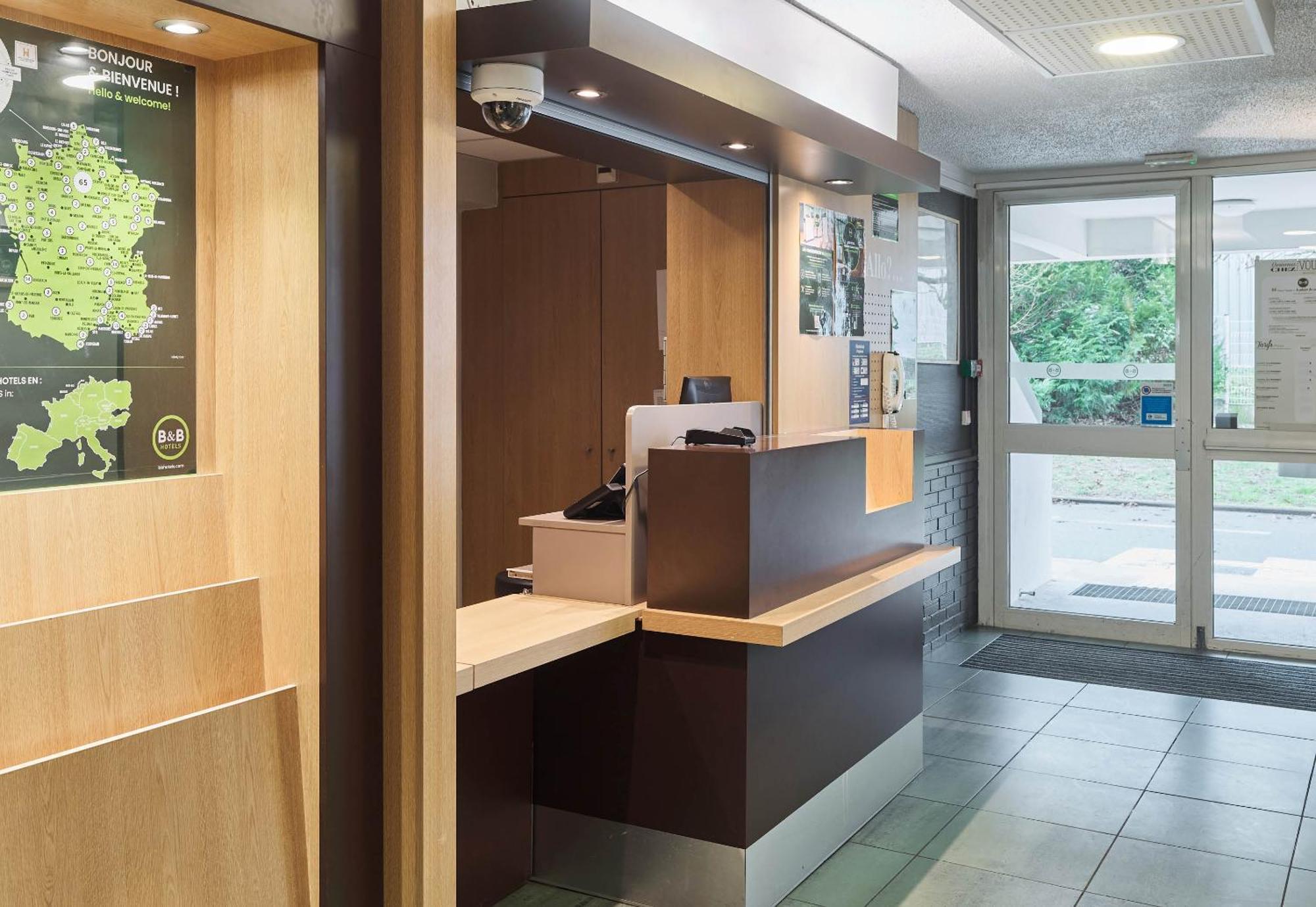B&B Hotel Bretigny-Sur-Orge Bagian luar foto