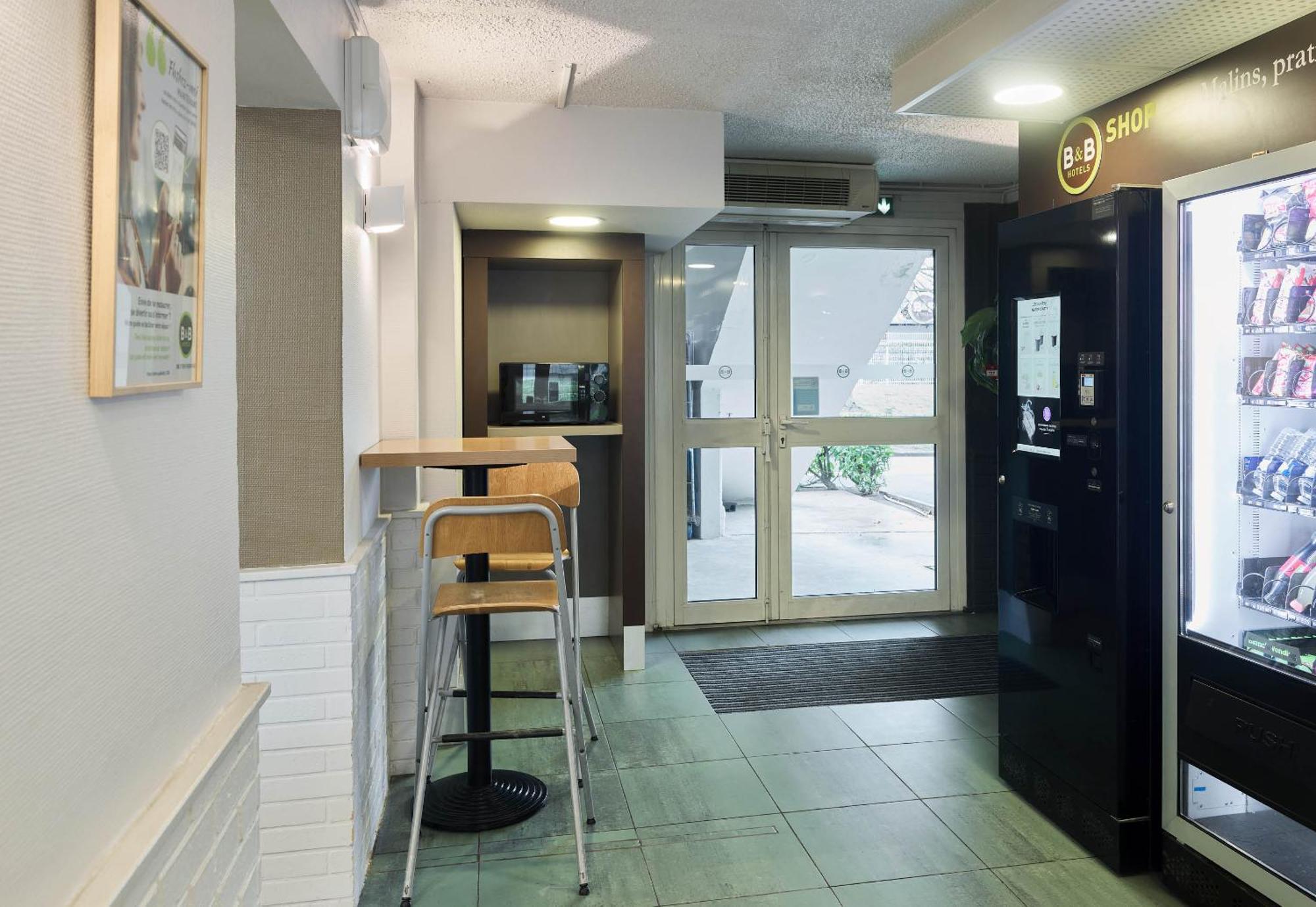 B&B Hotel Bretigny-Sur-Orge Bagian luar foto
