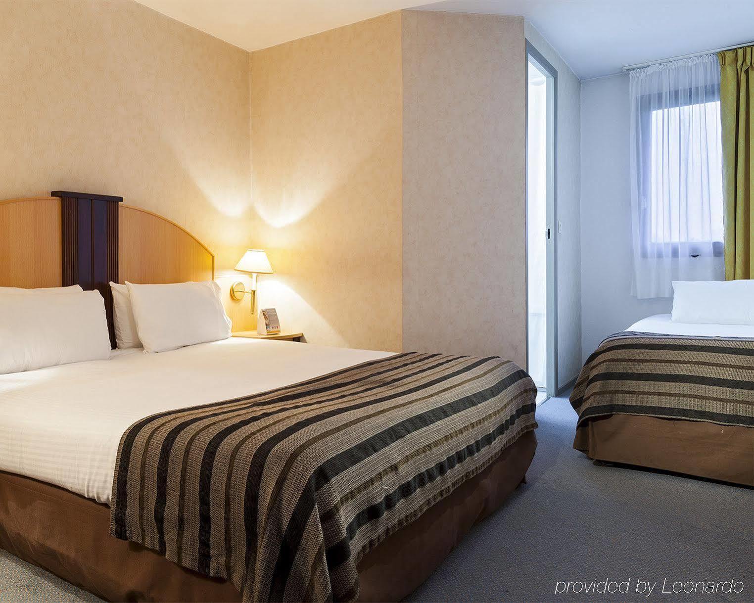 B&B Hotel Bretigny-Sur-Orge Bagian luar foto