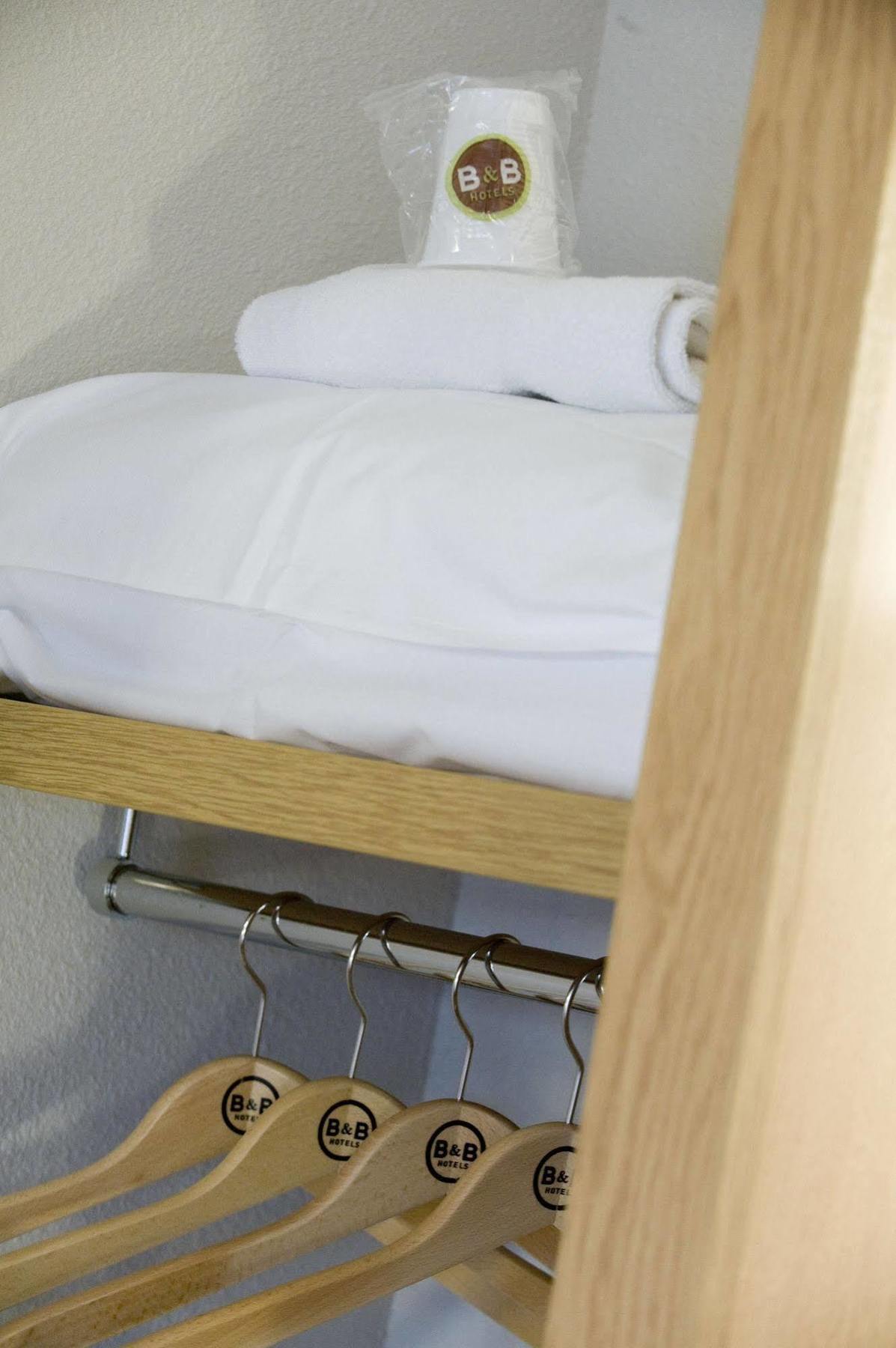 B&B Hotel Bretigny-Sur-Orge Bagian luar foto