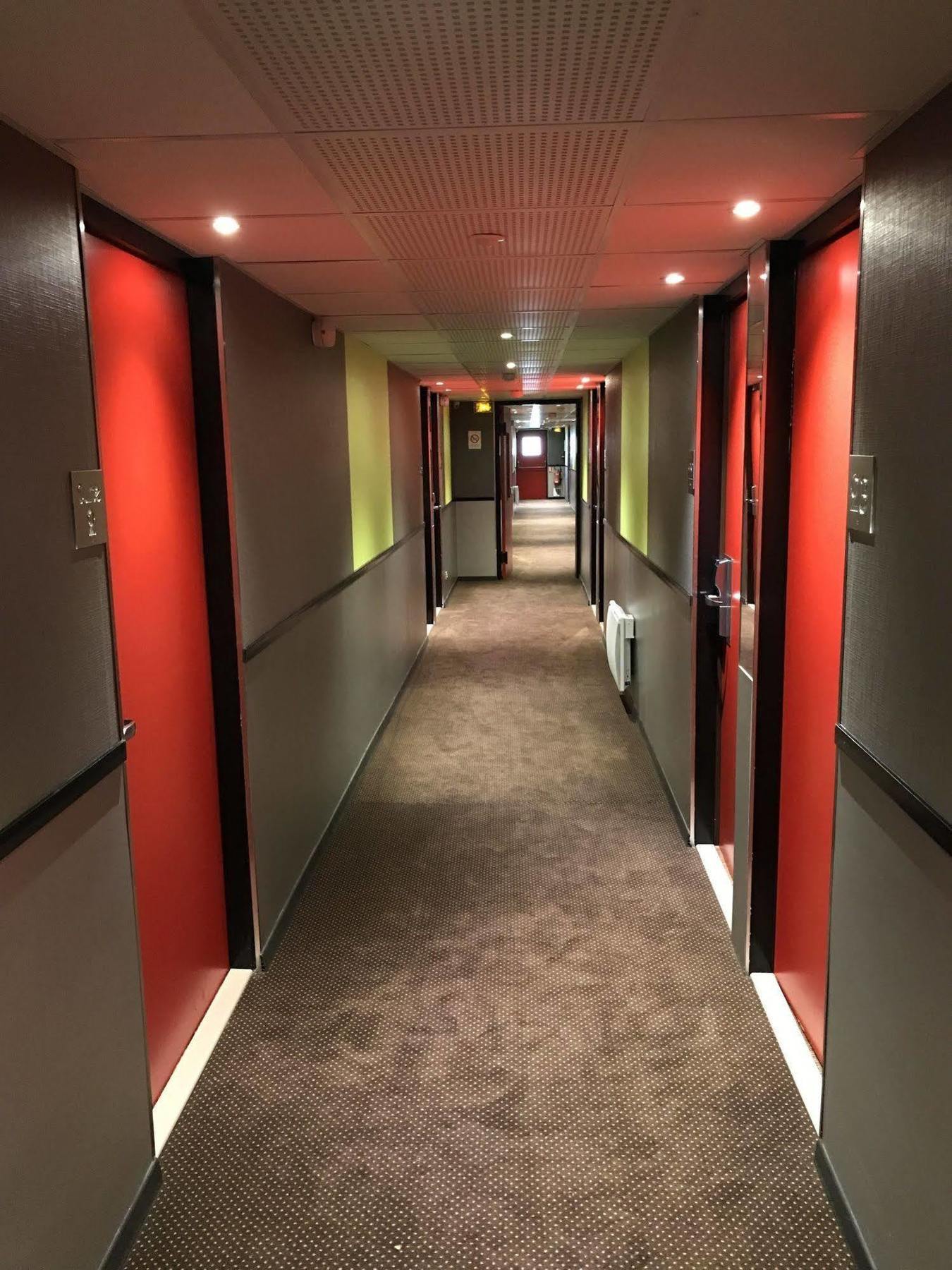 B&B Hotel Bretigny-Sur-Orge Bagian luar foto